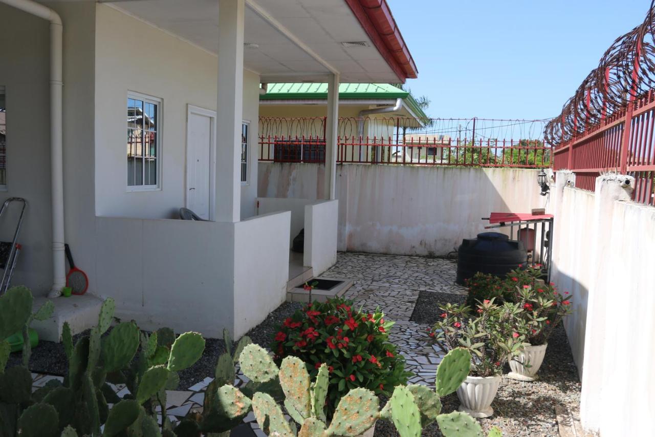 Dubbel Woonhuis Selderiestraat Paramaribo Exterior photo